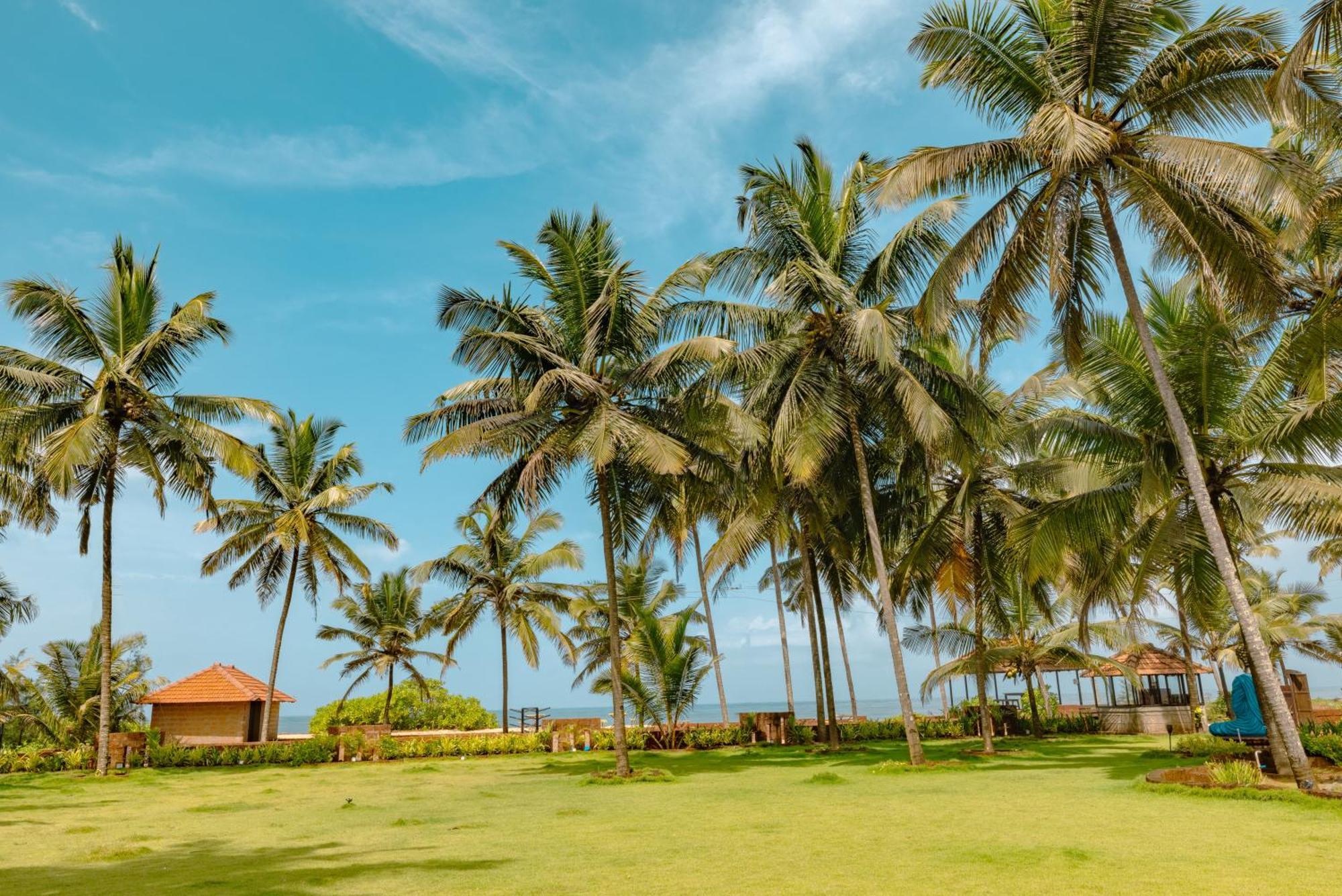 Nilaya Stays Padubidri Bagian luar foto